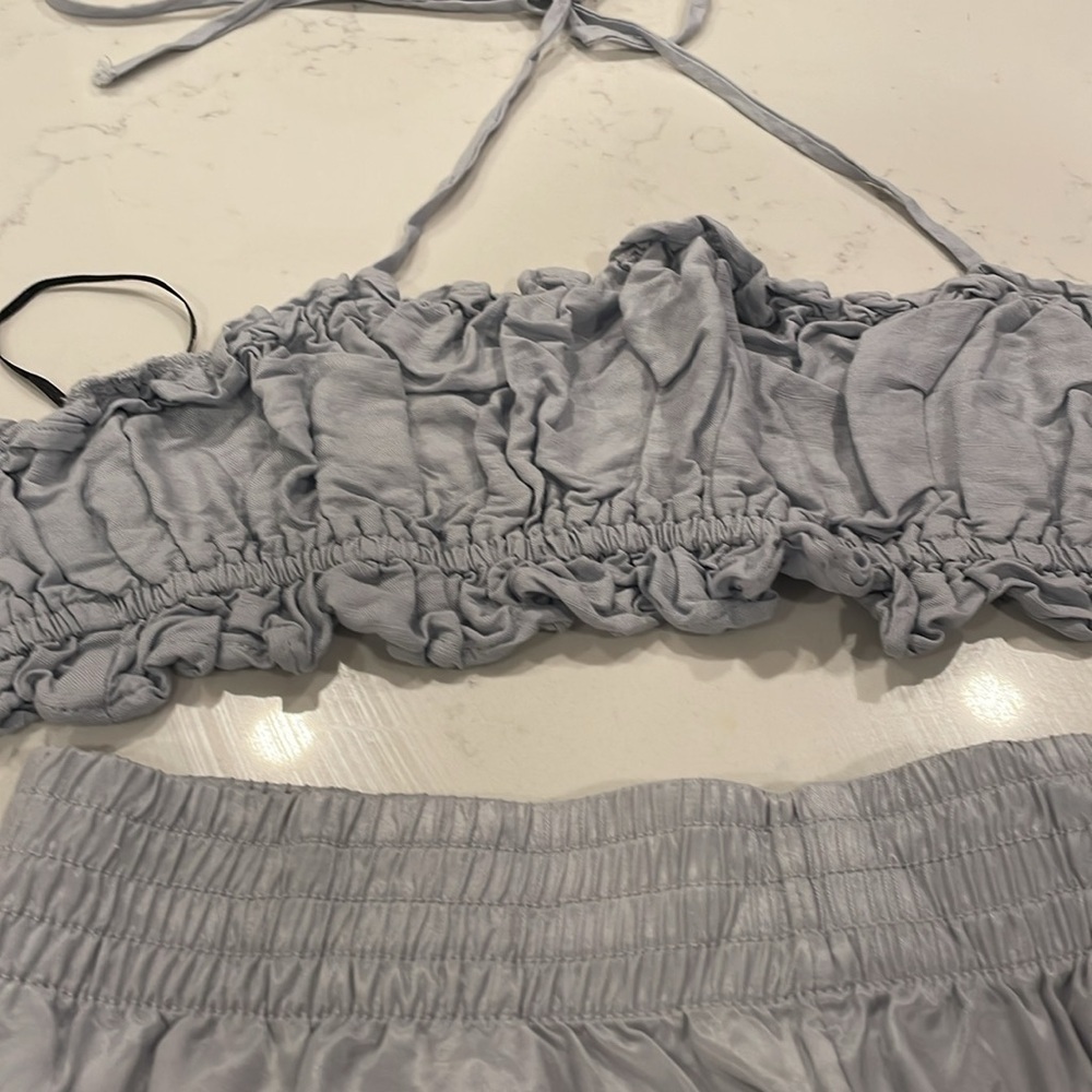 H&M Linen Blend Halter Top with Matching Bottoms Set - Picture 2 of 6